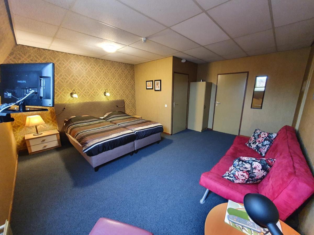 Hotel Restaurant 'T Heerenlogement Harlingen Exterior foto
