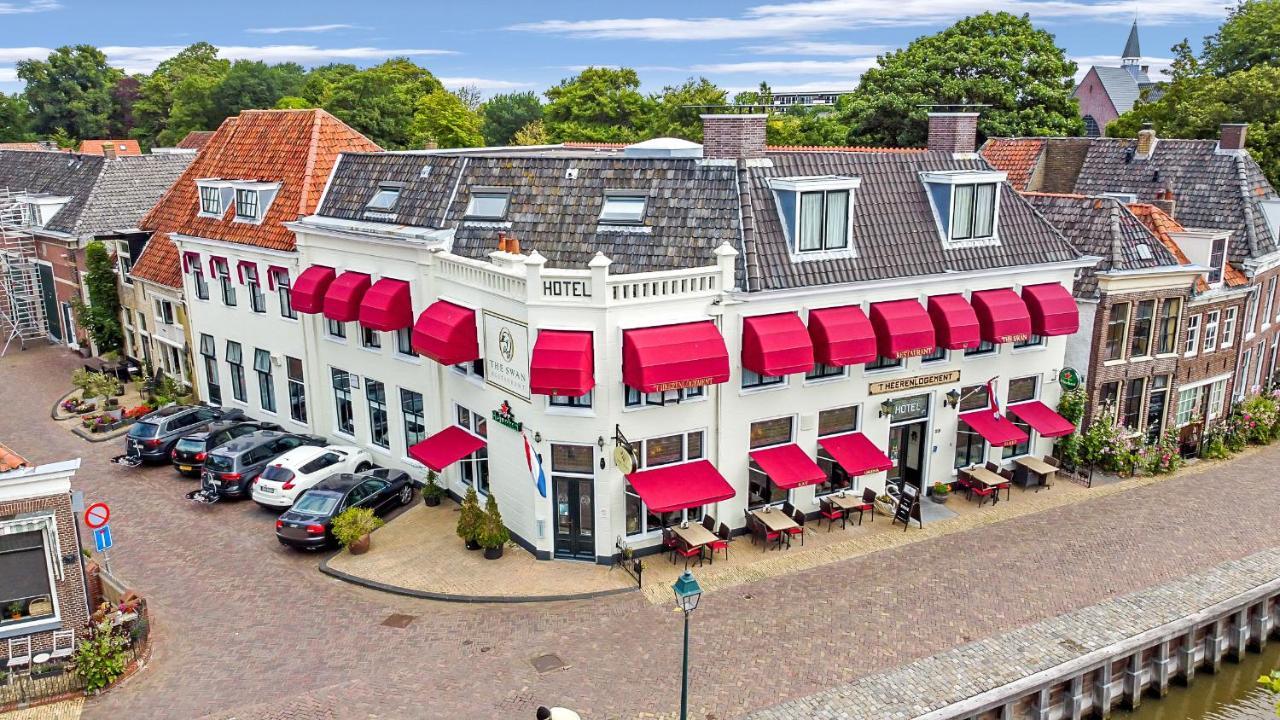 Hotel Restaurant 'T Heerenlogement Harlingen Exterior foto